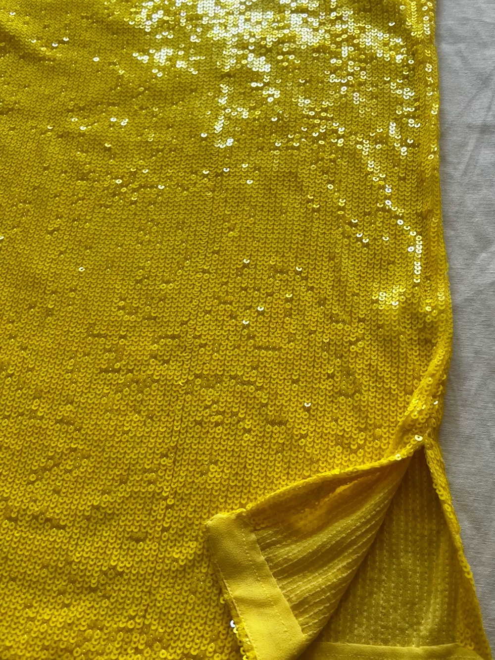 Boston Proper NWT Yellow Sequin Keyhole Tank Going Out Glam Disco Fever Vacation - Picture 8 of 9